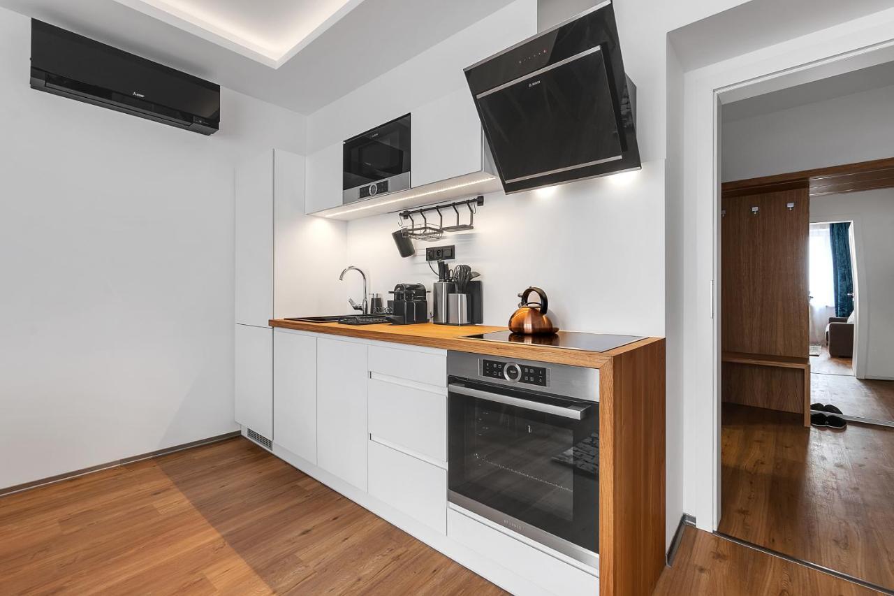 Novy Designovy Apartman S Klimatizaci Рихнов-над-Кнежноу Экстерьер фото